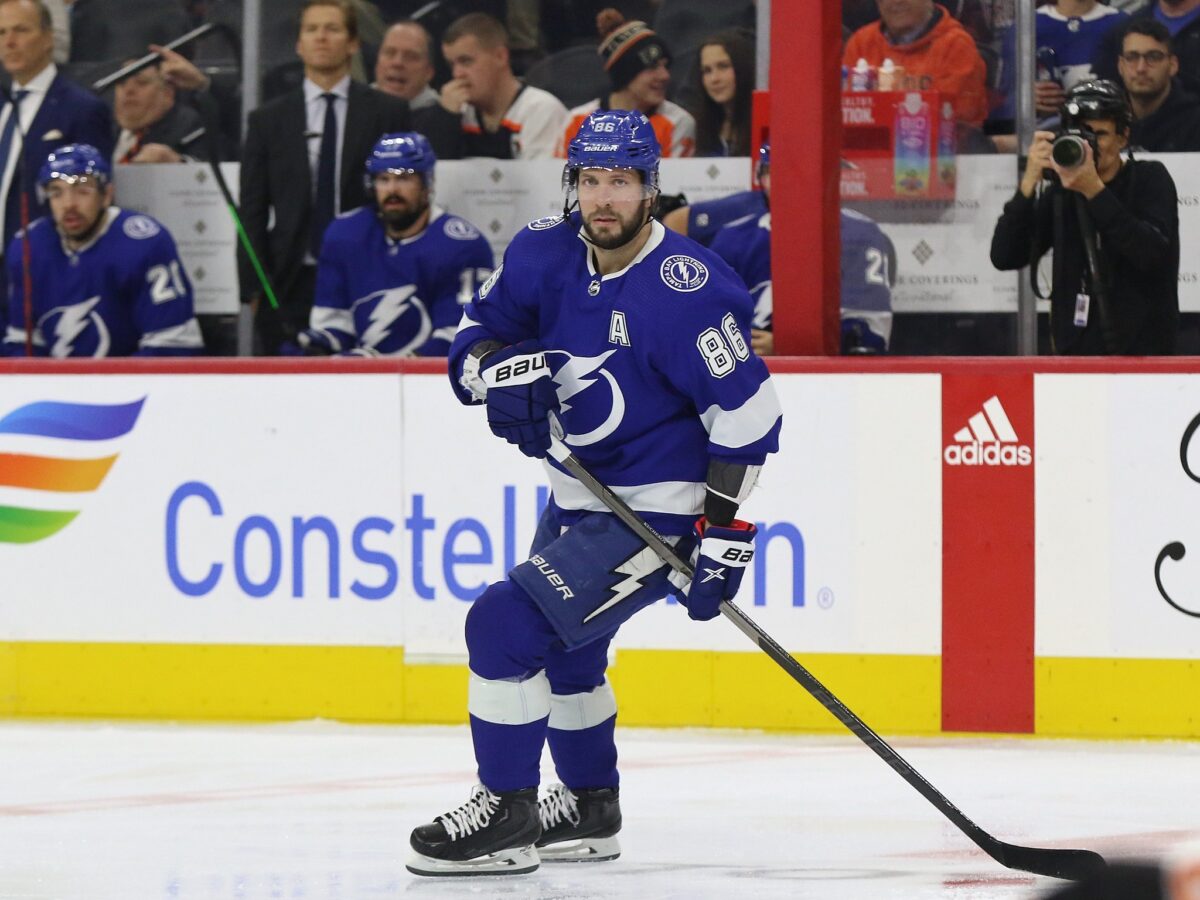 Nikita Kucherov, Victor Hedman help Lightning beat Jets 7-4