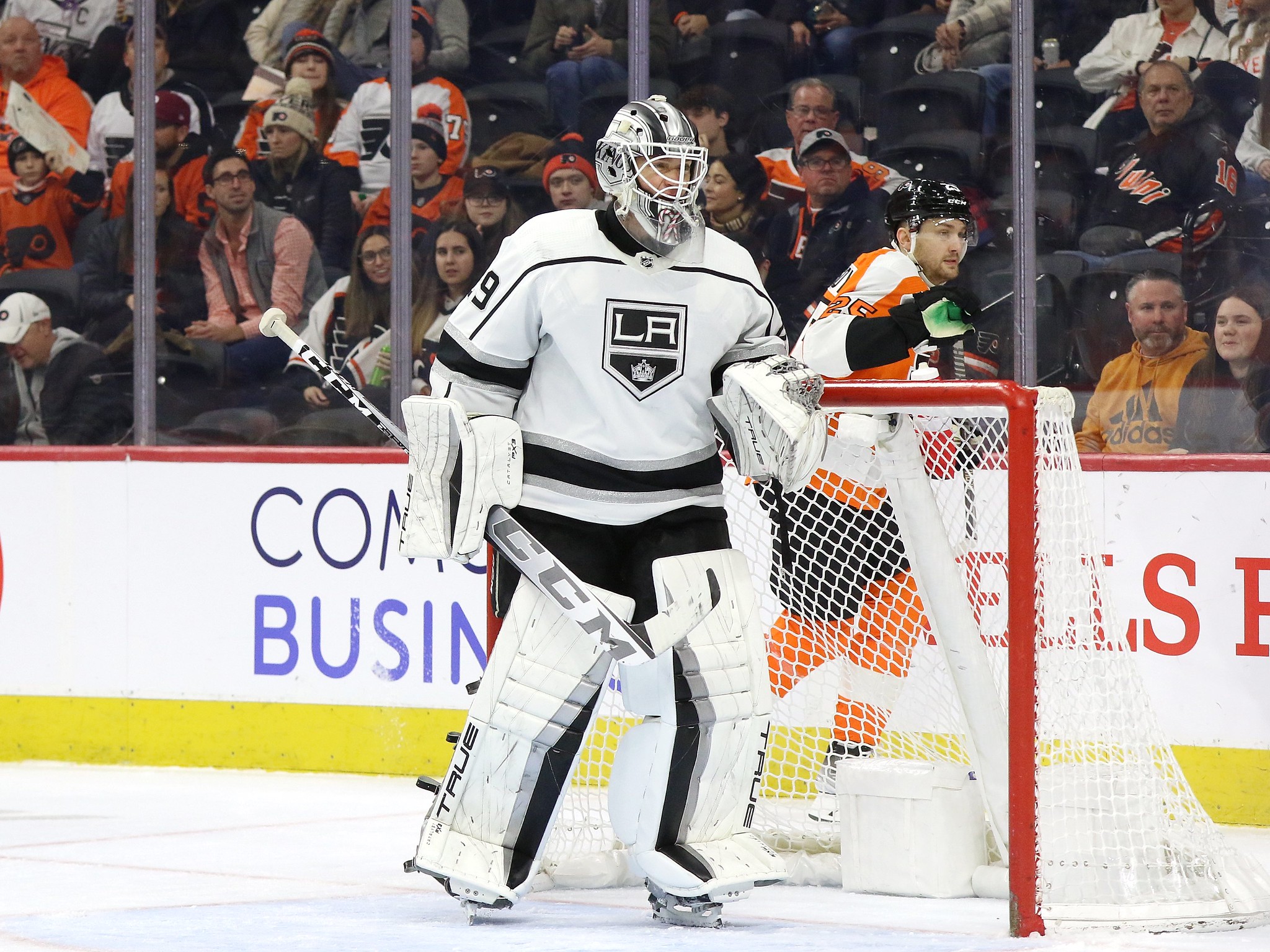 The LA Kings win over the Chicago Blackhawks summed up in one photo