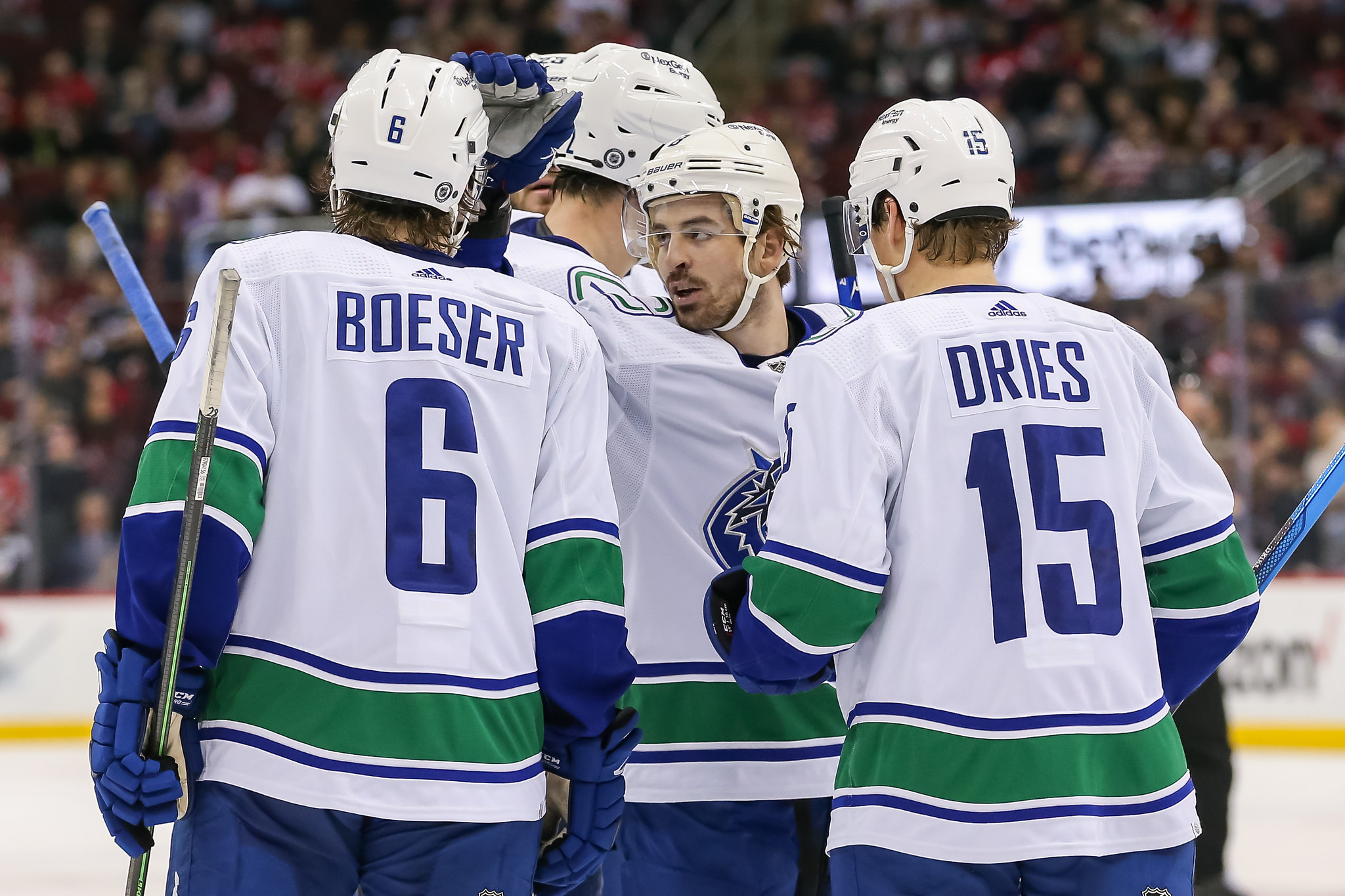 Canucks vs Jets scores & predictions