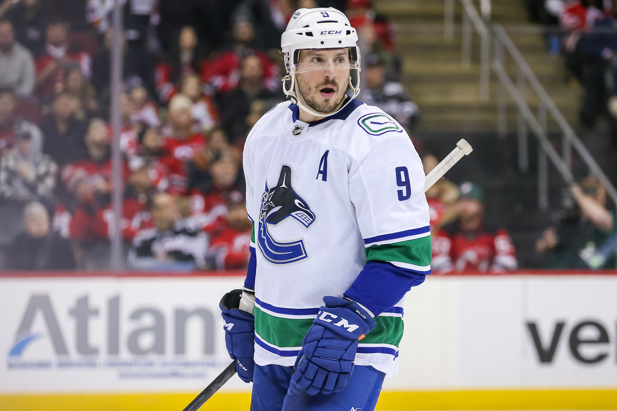 Jt miller best sale canucks jersey