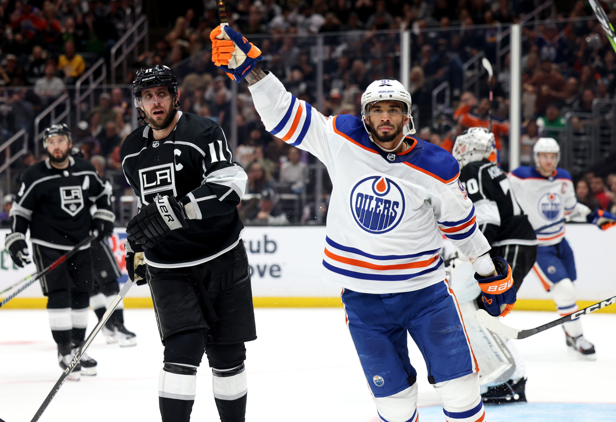 Oilers vs. Kings Playoffs Preview: Skinner Apology, Gagner & Holloway, Matchup Intensity