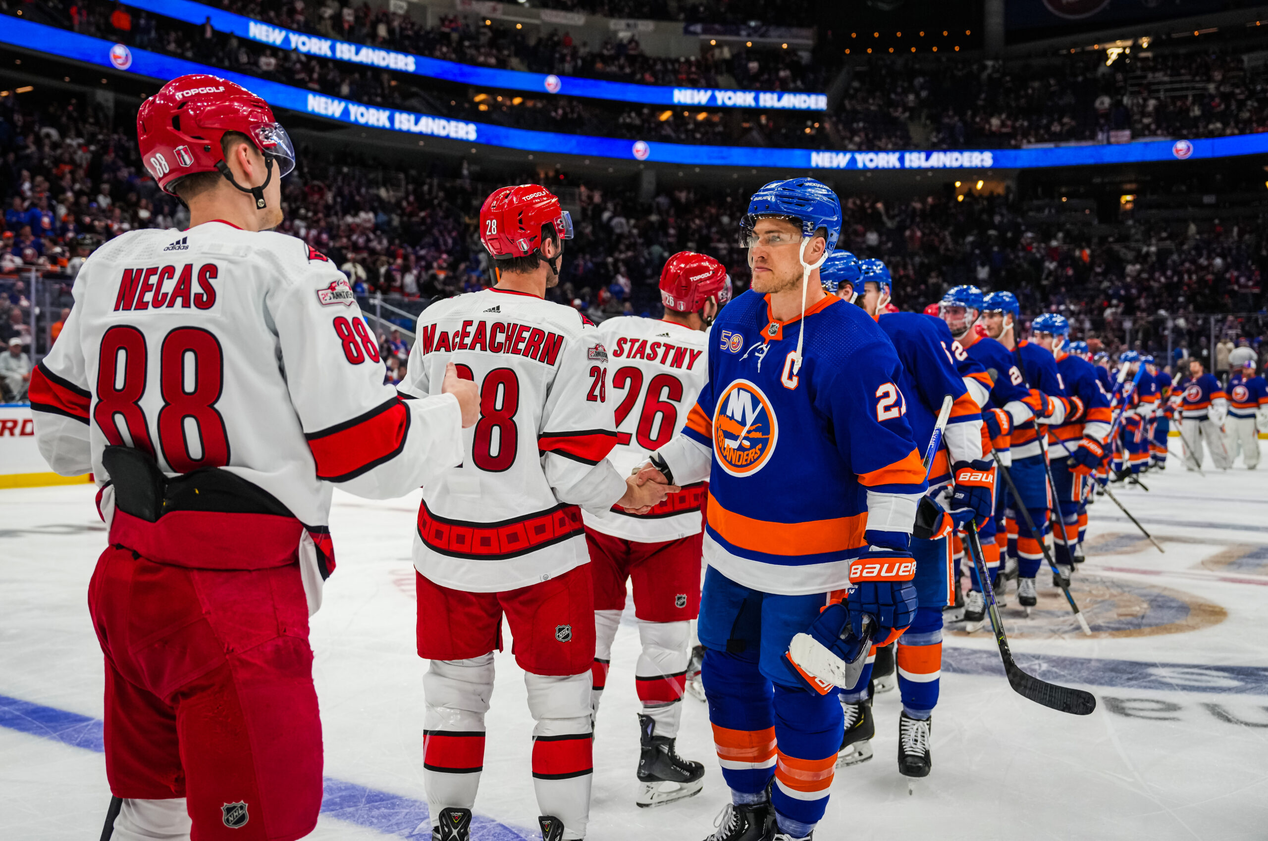 New York Islanders' Anders Lee: Buy Out, Trade, or Keep? - The Hockey  Writers - - NHL News, Analysis & More