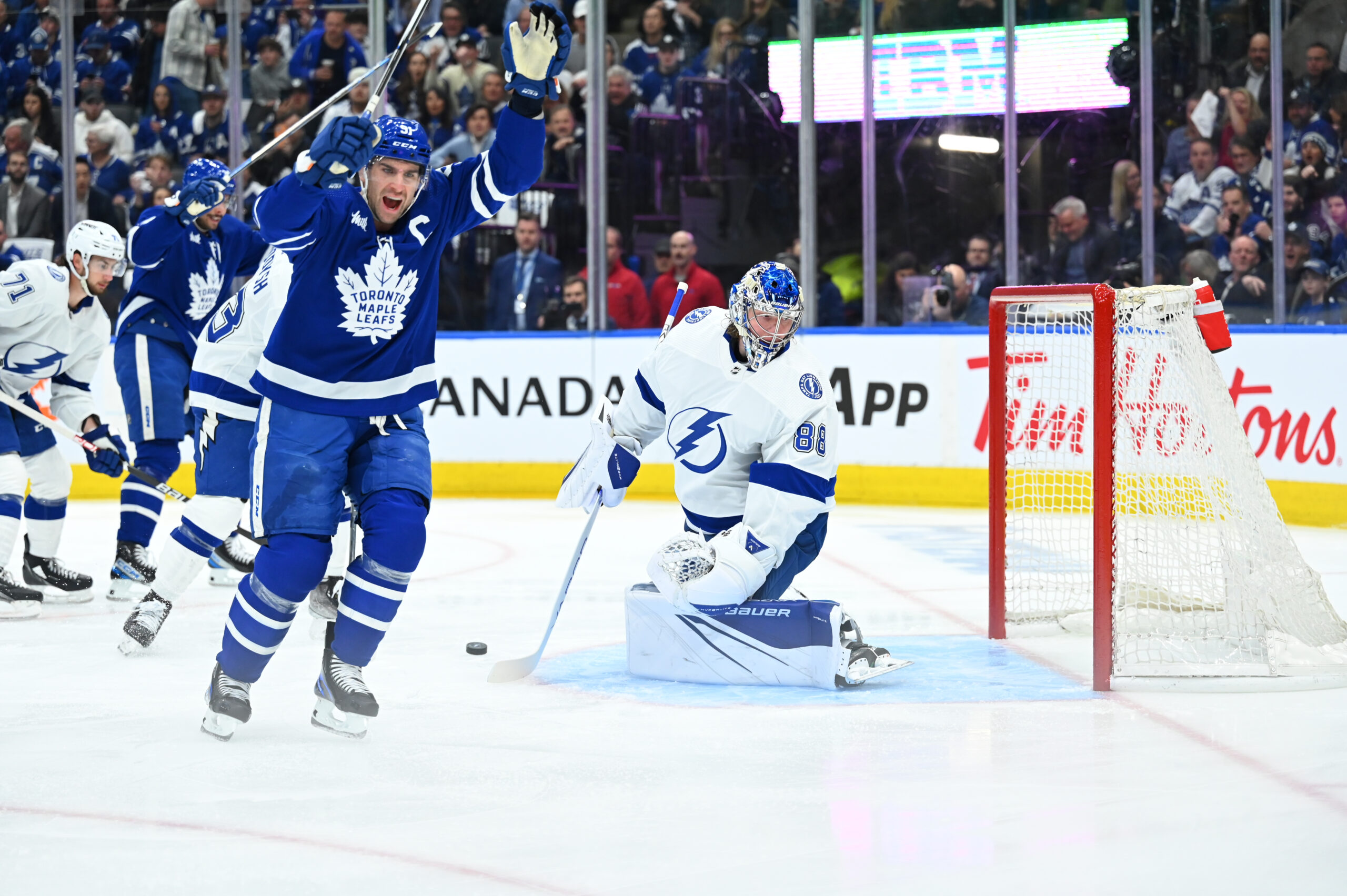 NHL playoffs: Devils-Rangers, Bolts-Leafs highlight openers - The