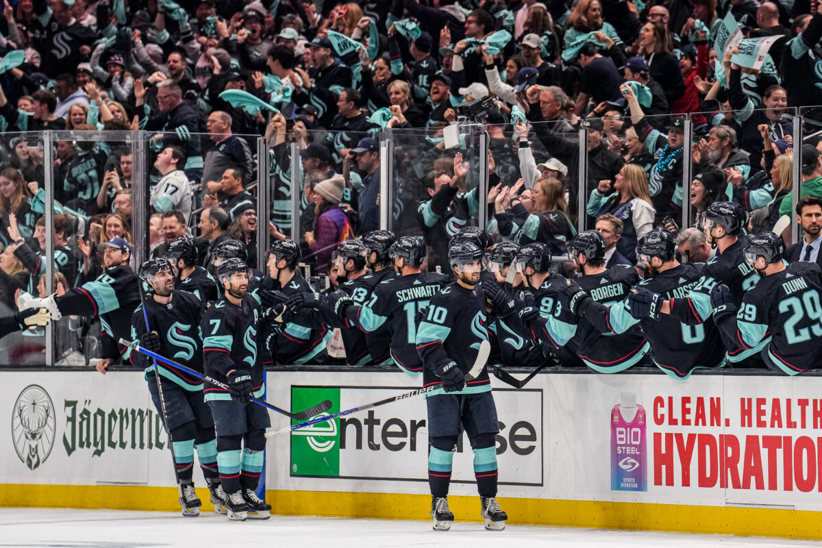 Seattle Kraken Bench Celebrates