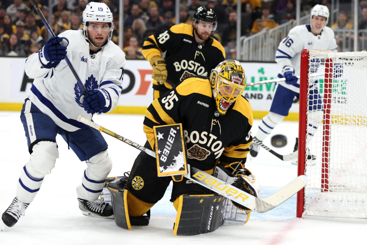 Linus Ullmark Boston Bruins Calle Jarnkrok Toronto Maple Leafs