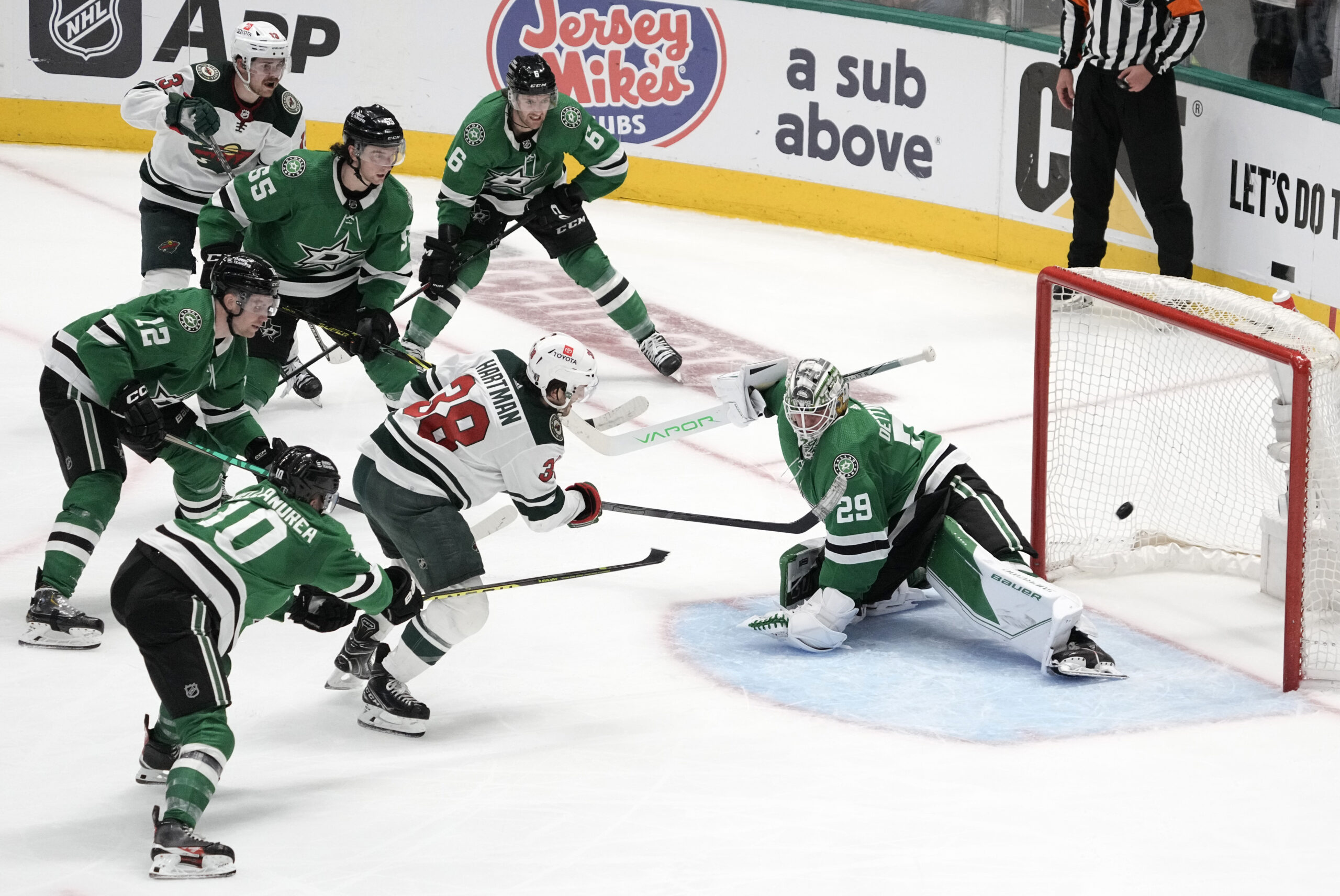 Hartman goal in 2nd OT gives Wild 3-2 win over Stars in playoff