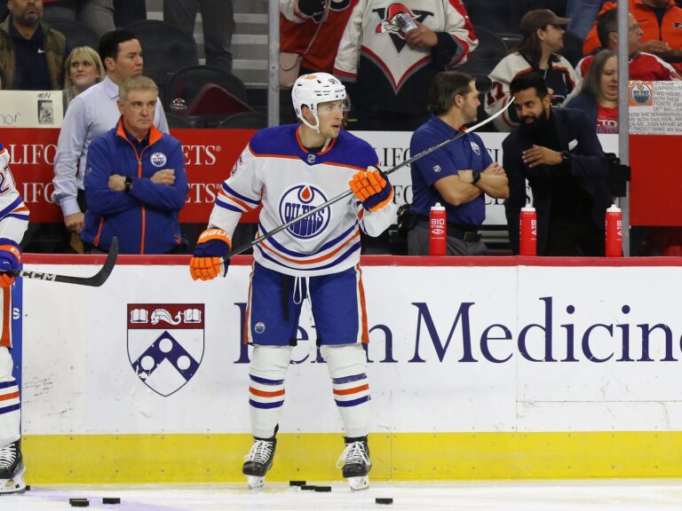 Oilers Promote Dylan Holloway In Lineup Shuffle Against Blues - The ...