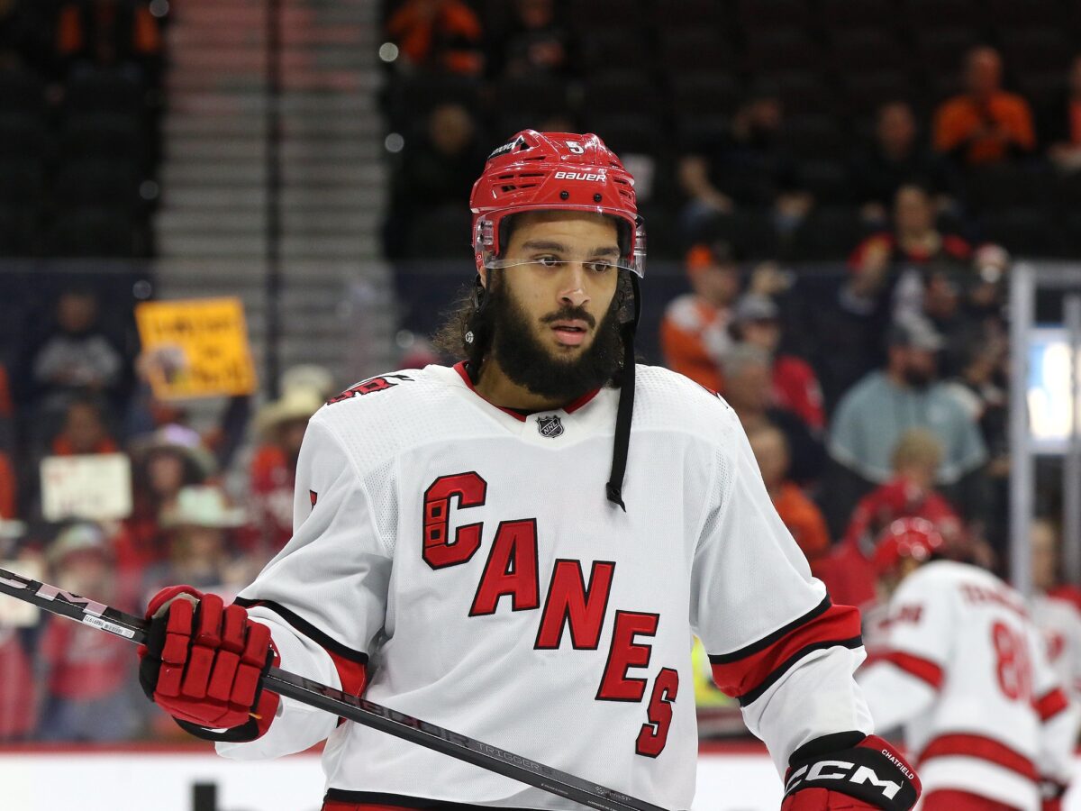 Jalen Chatfield Carolina Hurricanes