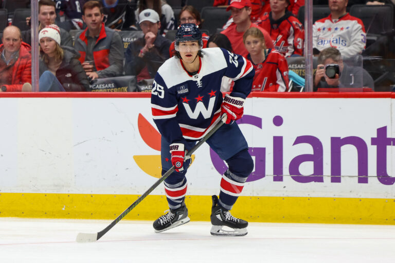 Ethan Bear Scores First Goal as Member of Capitals