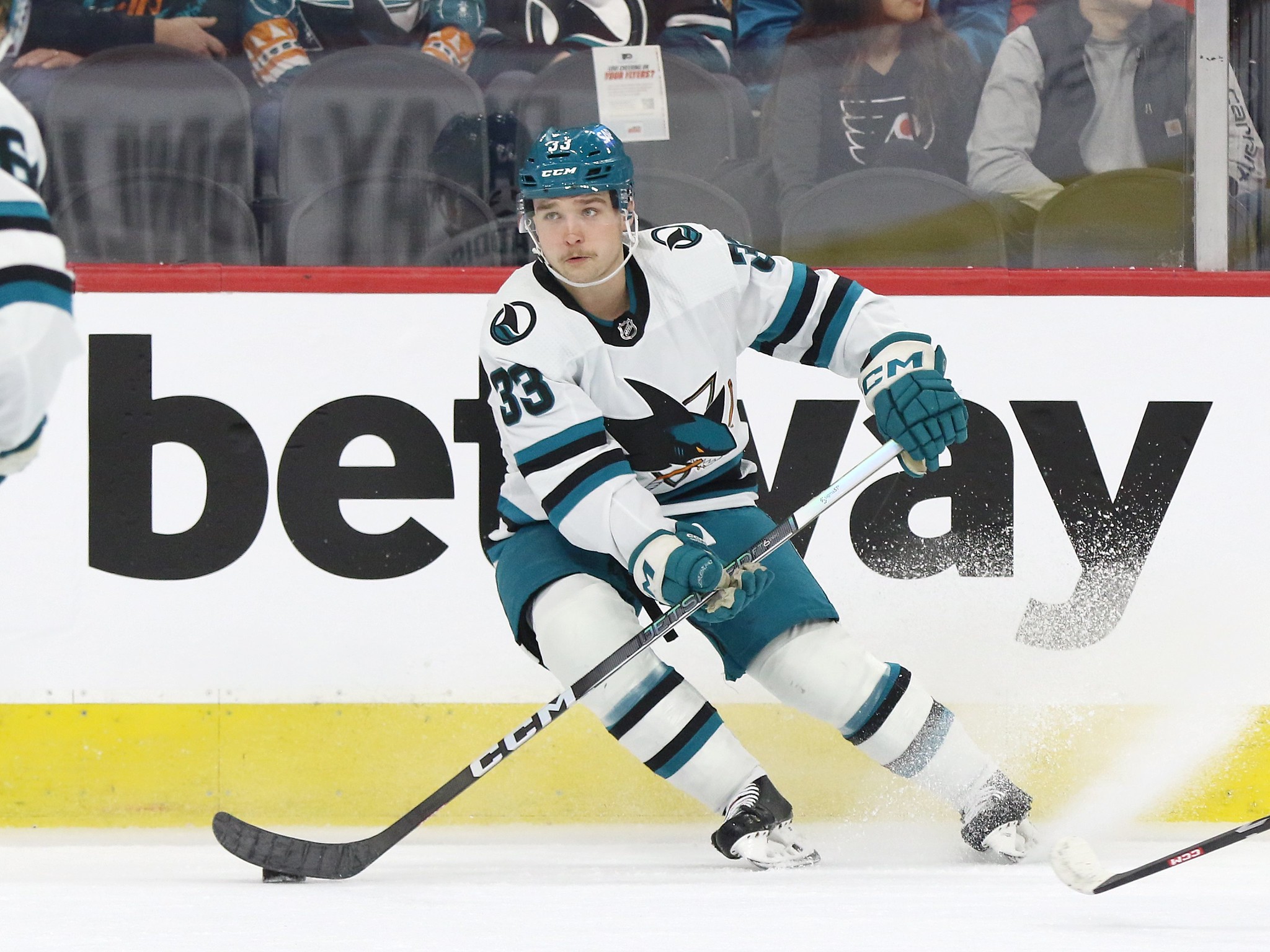 Sharks Split Weekend Back-to-Back Against Blues & Coyotes - The Hockey Writers - San Jose Sharks - NHL News, Analysis & More