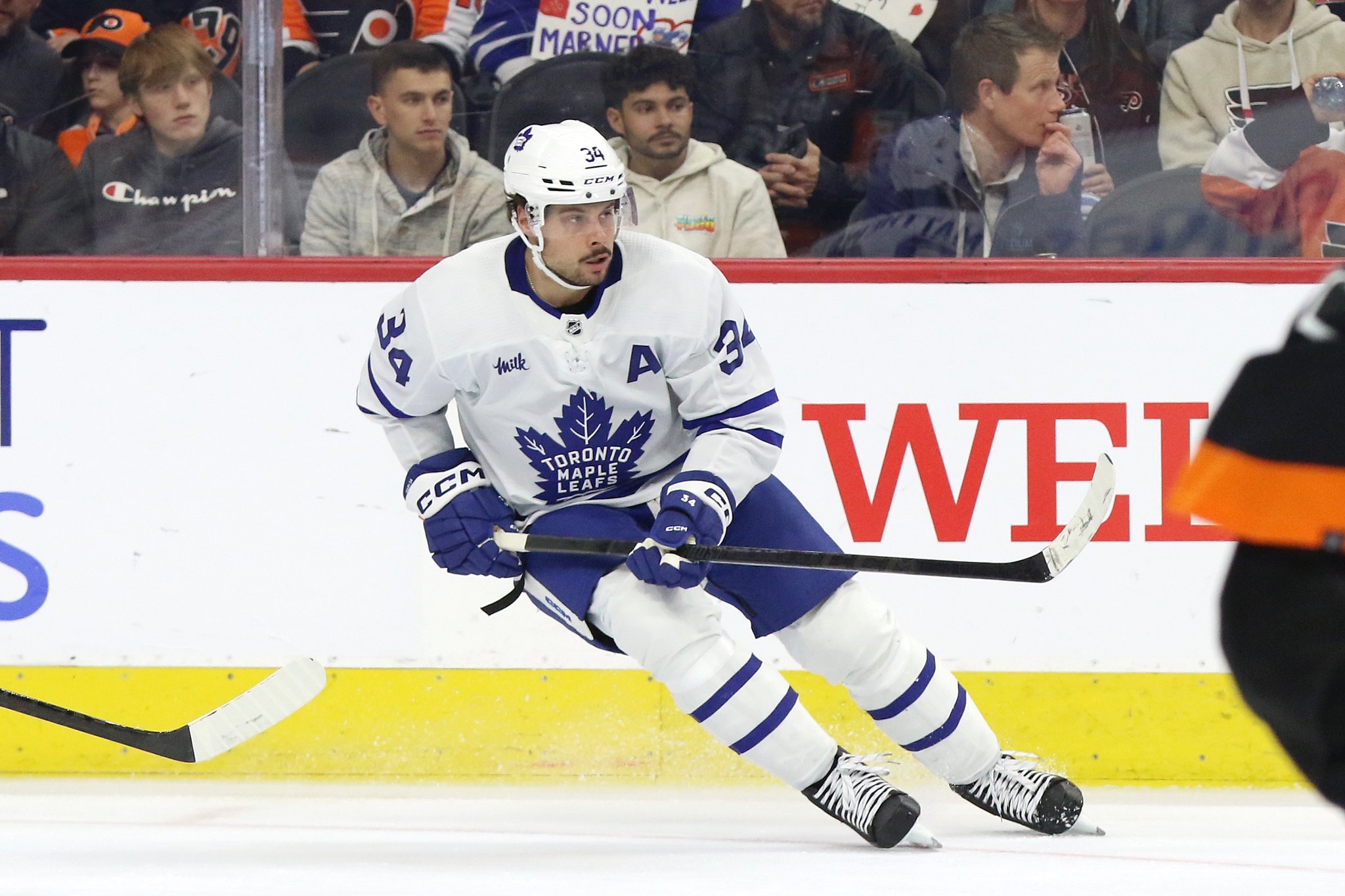 Toronto Maple Leafs’ Matthews’ 70-Goal Chase a Major Distraction Amid Loss to Red Wings