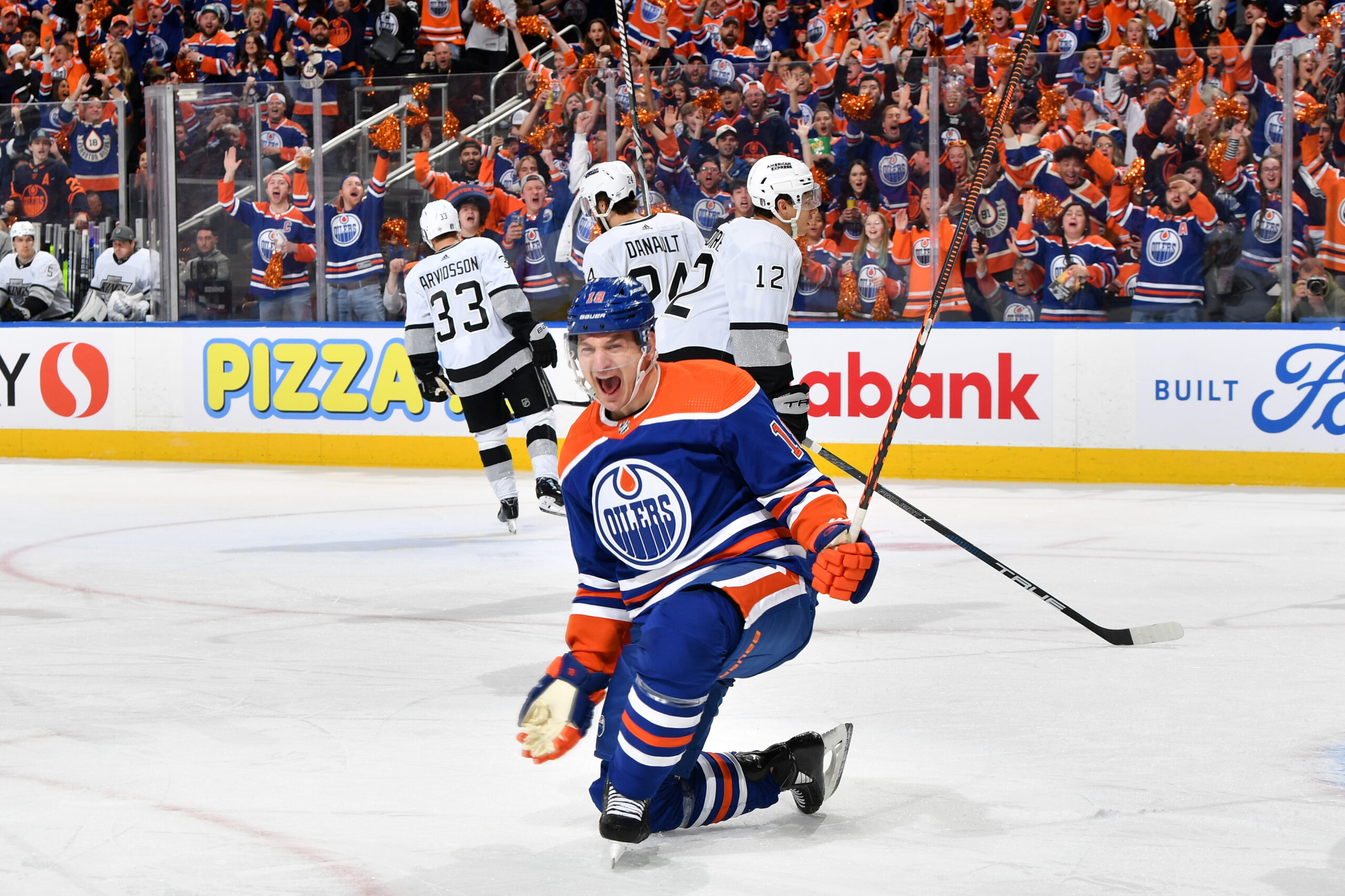 Edmonton Oilers Triumph 7-4 as Zach Hyman Clinches Hat Trick in Game 1 vs.  LA Kings – BVM Sports