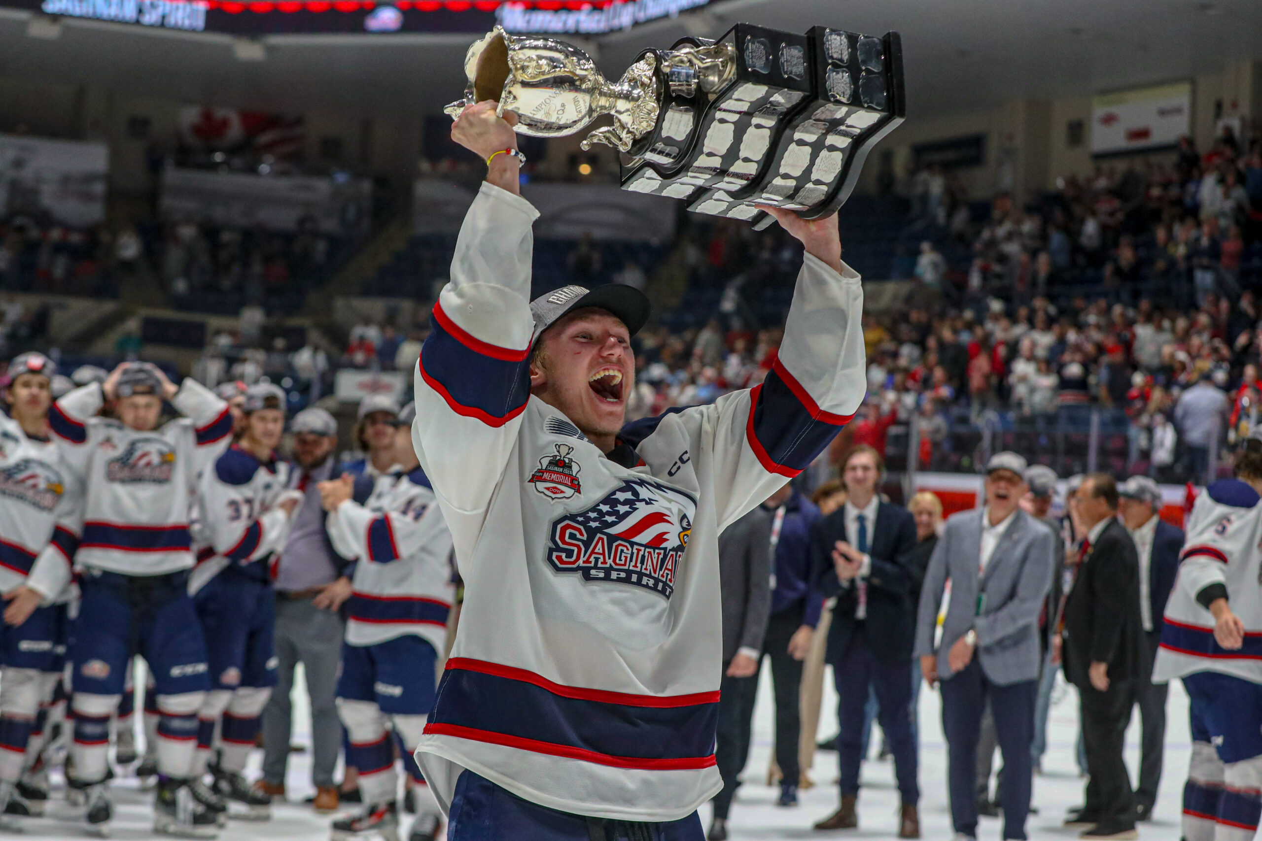 Canadiens’ Prospect Owen Beck Leads Saginaw to Memorial Cup Victory ...