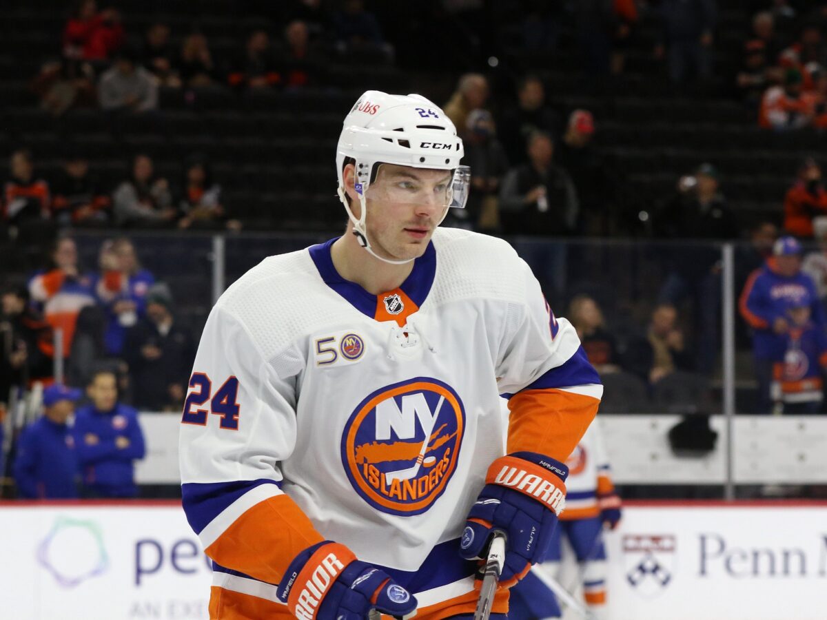 Scott Mayfield New York Islanders