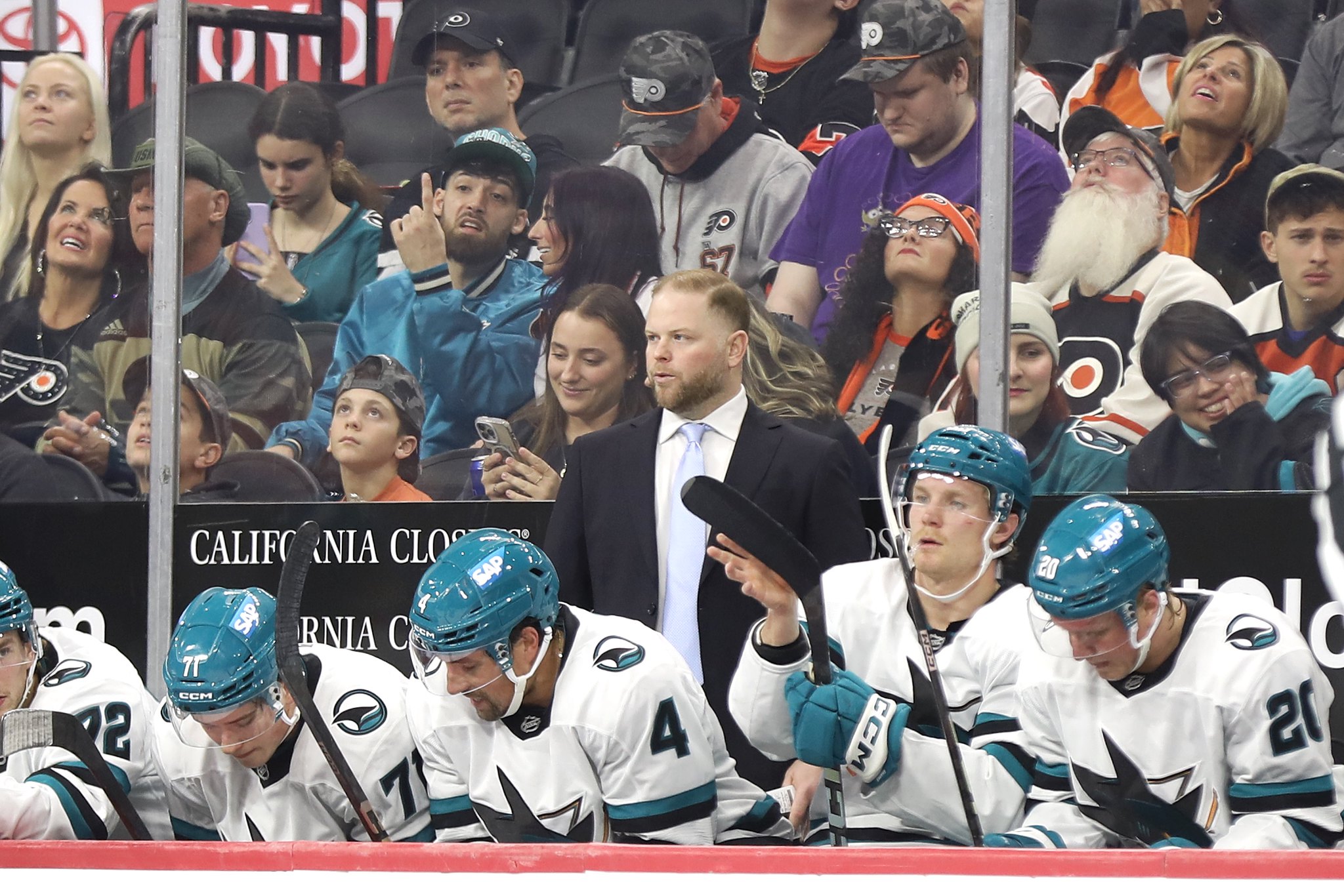 Projected Lineups for the Oilers vs Sharks - 04/03/25