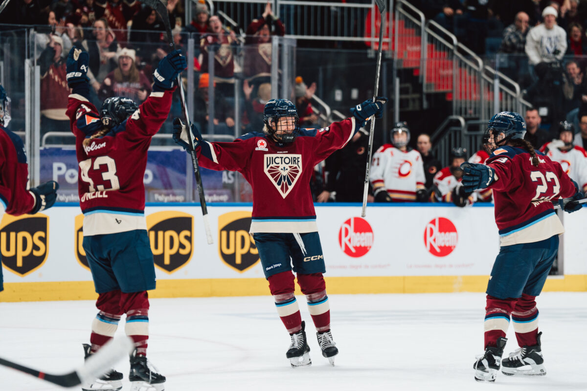 Montreal Victoire Celebrate