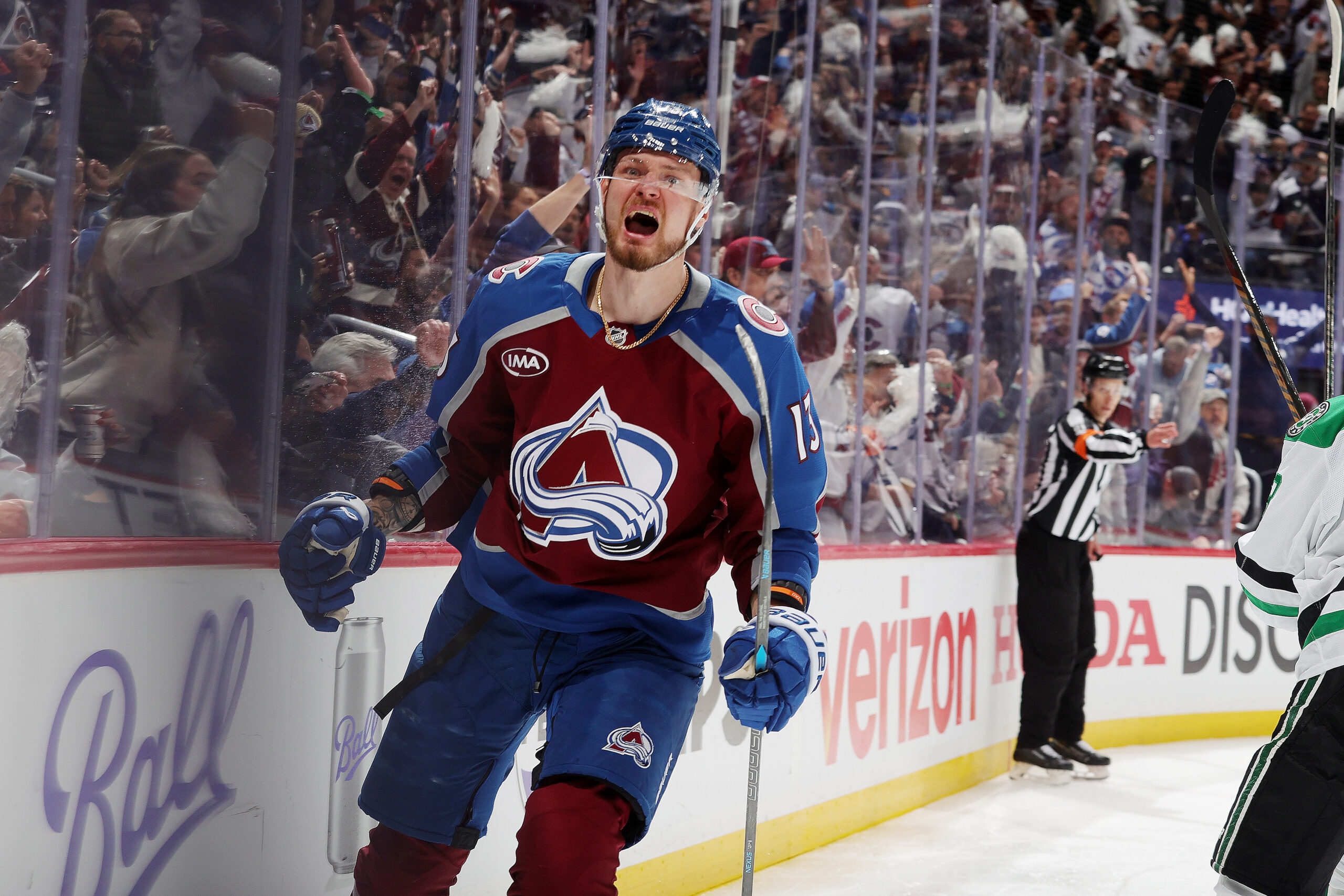 Avalanche Score 3 Unanswered to Win Game 6 and Force a Game 7