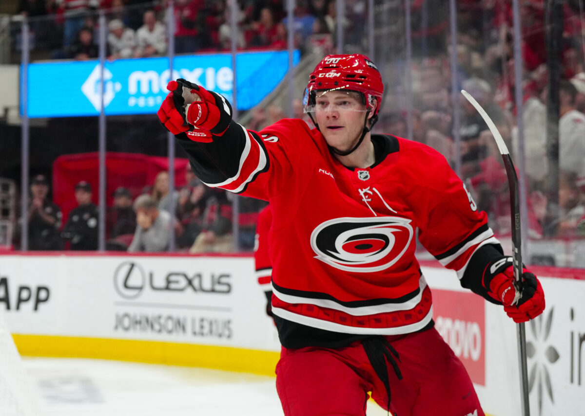 Eric Robinson Carolina Hurricanes