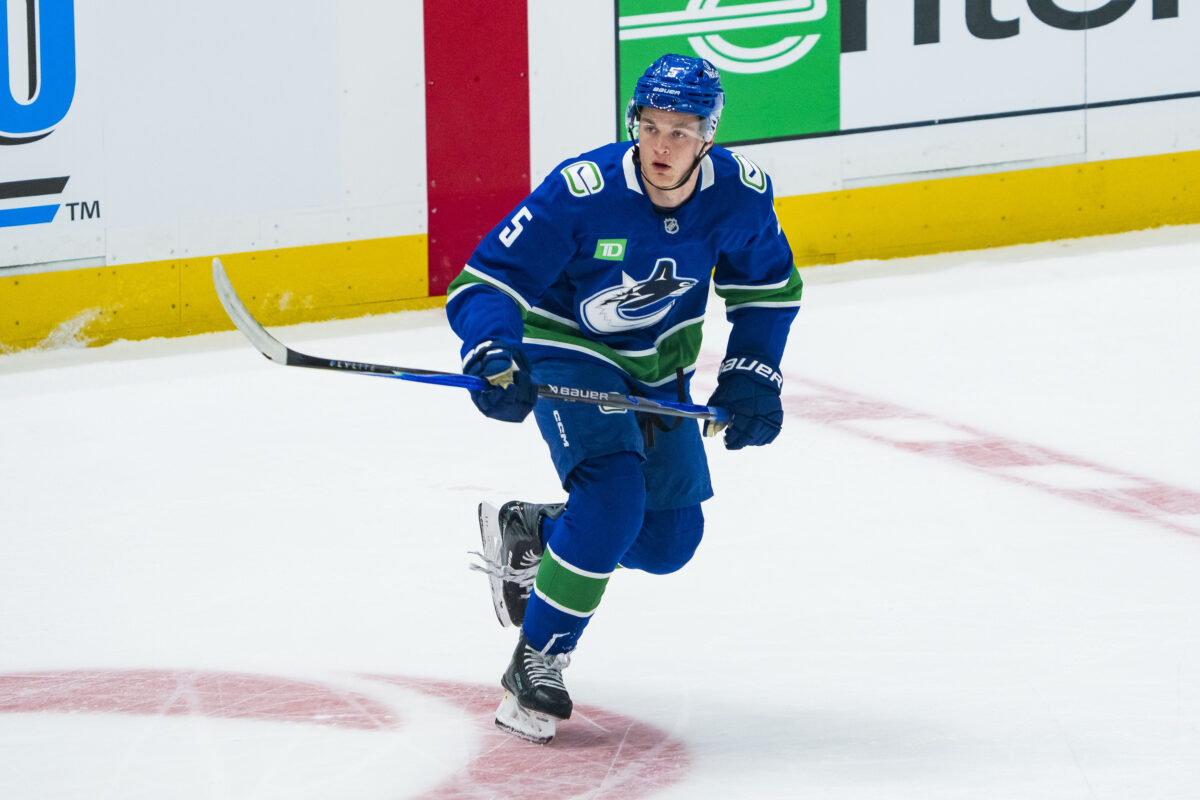 Tom Willander Vancouver Canucks