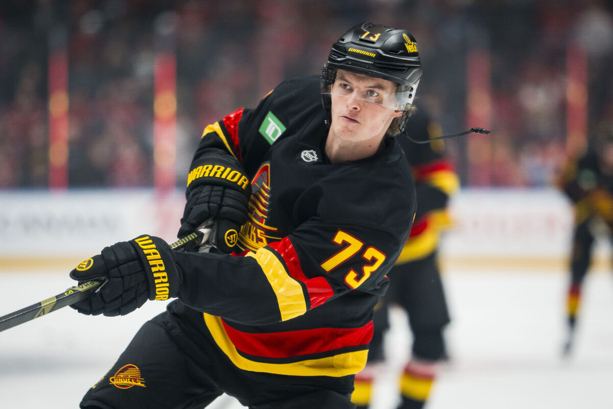 Lukas Reichel Vancouver Canucks