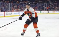 Flyers’ Christian Dvorak Extension Shows Contrast From Contenders