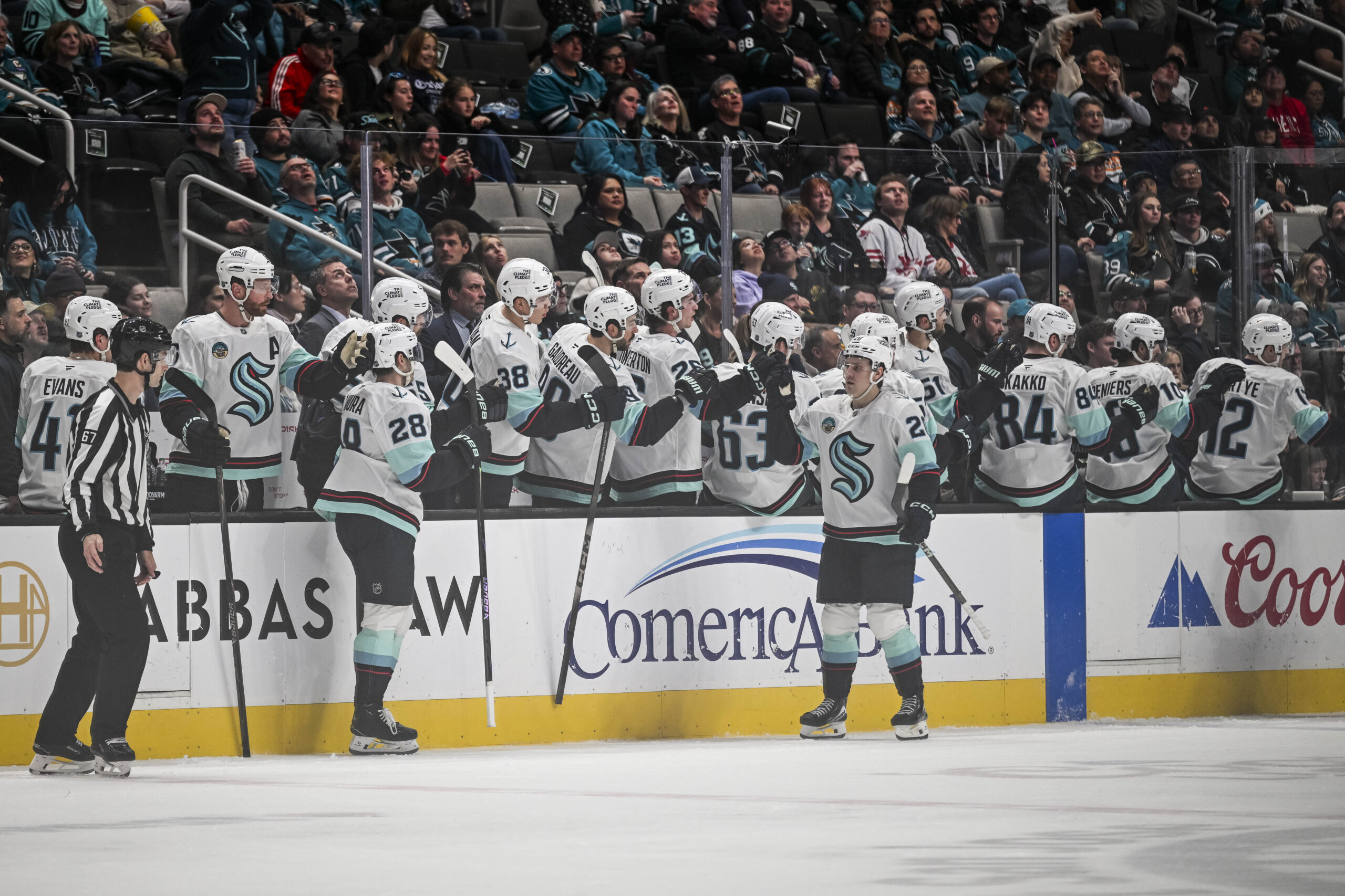 Kraken Score 3 in the 3rd Period to Beat Sharks 4-2 – The Hockey Writers – Seattle Kraken