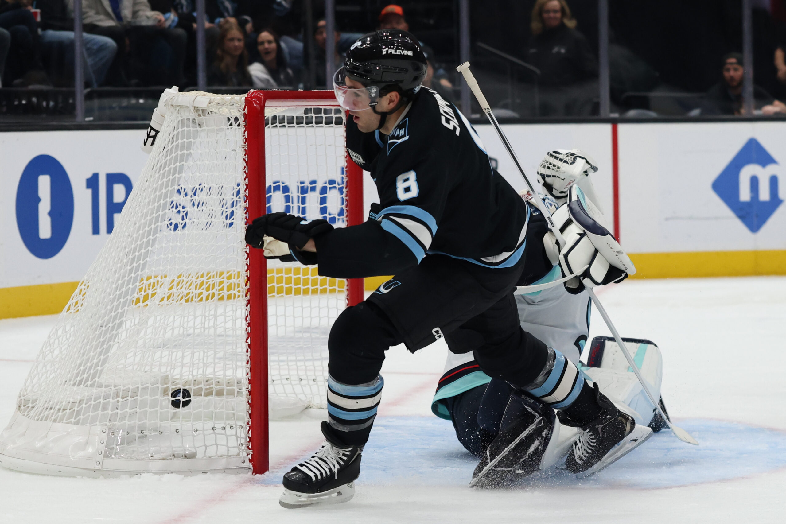 Mammoth Pull Away From Kraken Late in 3rd for 5-3 Victory – The Hockey Writers – Utah Mammoth