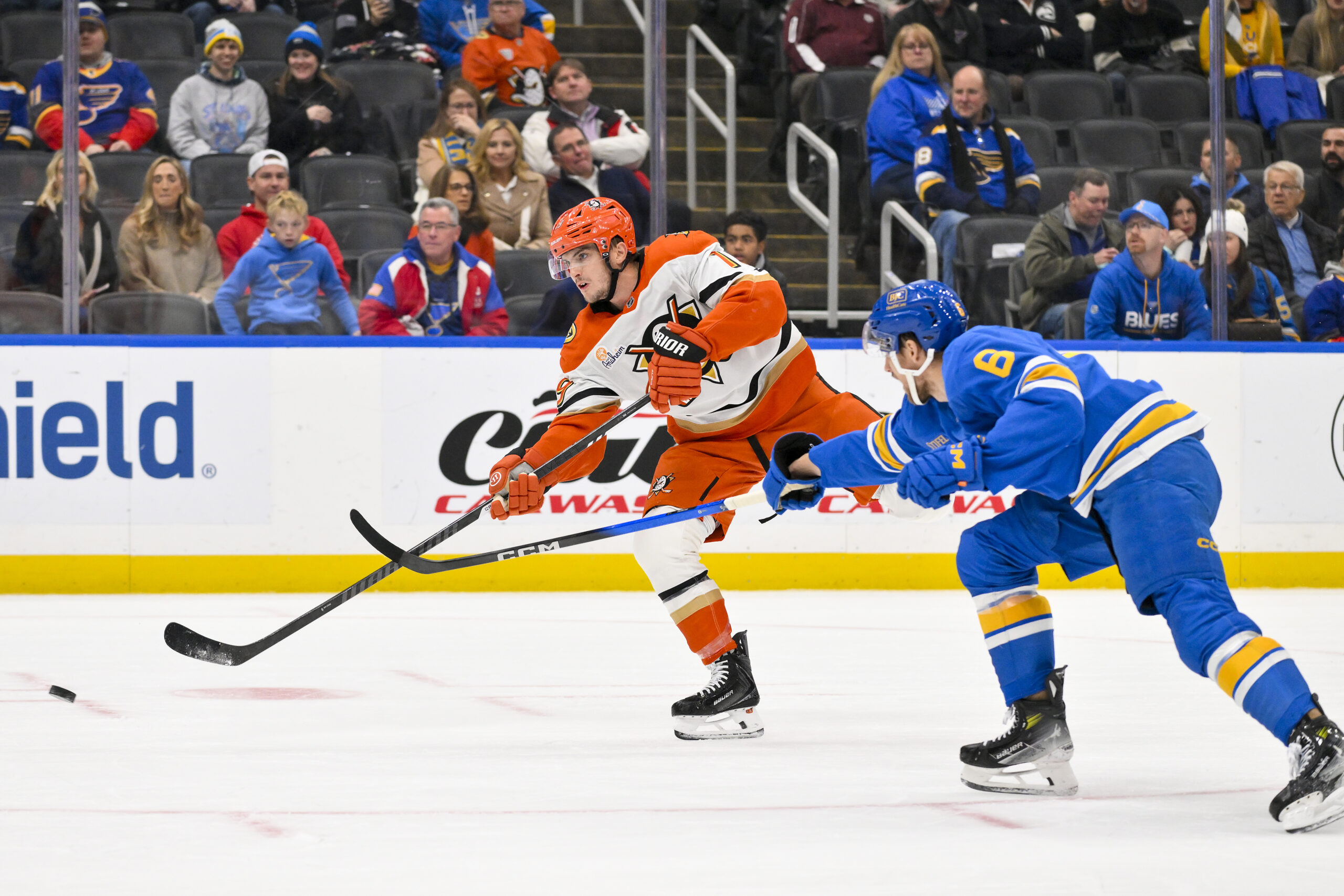 Ducks Chase Binnington, Beat Blues 4-1 – The Hockey Writers – Anaheim Ducks