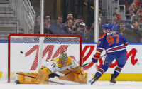McDavid’s Hat Trick Leads Oilers to 6-2 Victory Over Predators